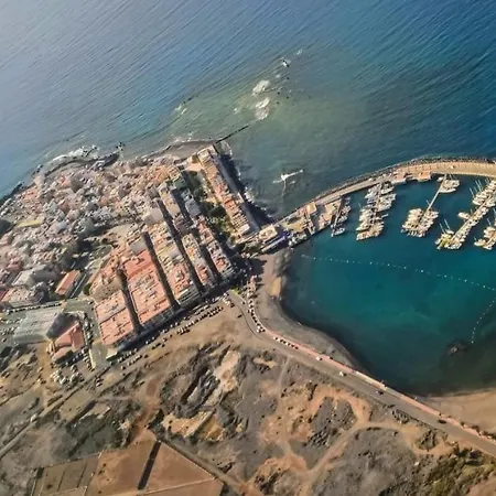 Sunny Harbour *